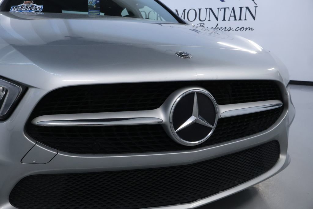 Used 2022 Mercedes-Benz A 220 4MATIC w/ Premium Package Lite image 9