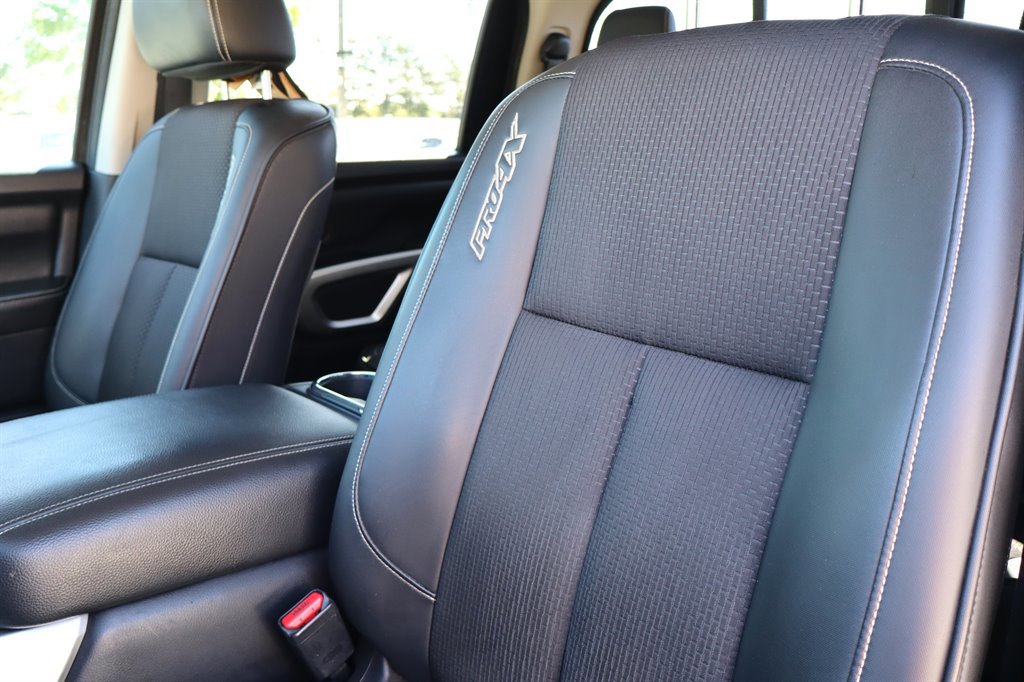 Used 2016 Nissan Titan PRO-4X AWD/4WD image 31
