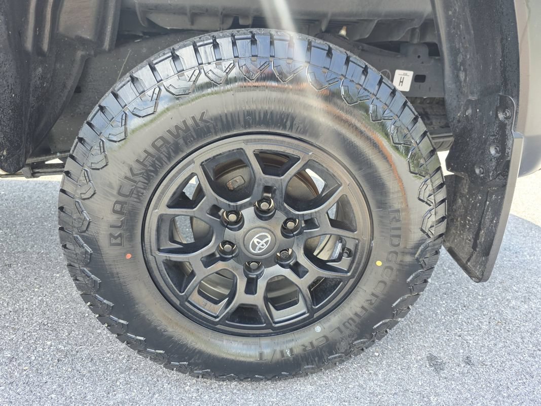 Used 2022 Toyota Tacoma SR w/ SX Package AWD/4WD image 33