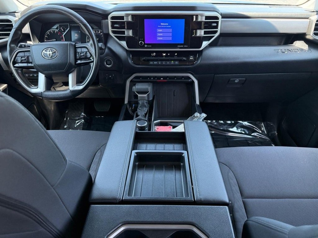 Used 2022 Toyota Tundra SR5 w/ SR5 Convenience Package image 12