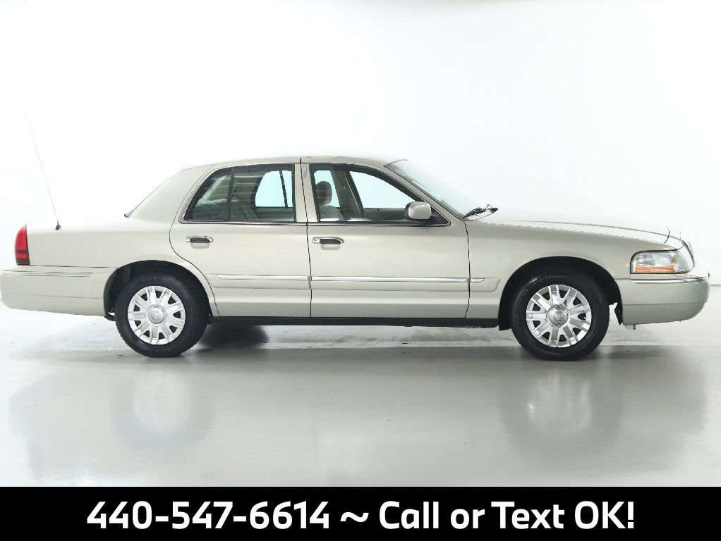 Used 2005 Mercury Grand Marquis GS image 12