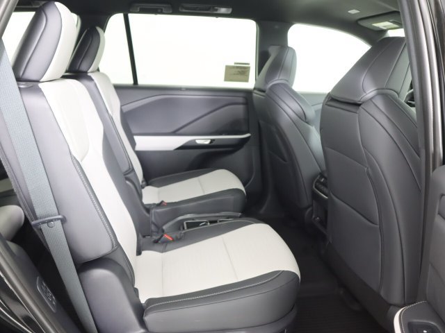 New 2026 Lexus TX 500h AWD w/ Technology Package image 14