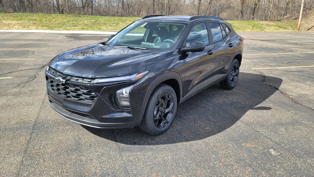 New 2026 Chevrolet Trax LT w/ Driver Confidence Package image 5