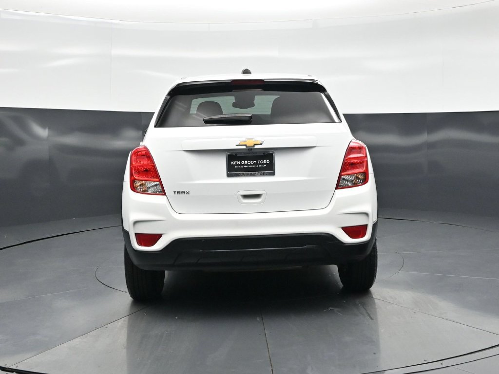 Used 2021 Chevrolet Trax LS w/ Tint and Cruise Package FWD image 28