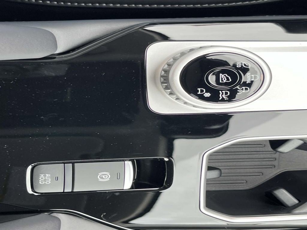 New 2026 Mitsubishi Outlander SE FWD image 21