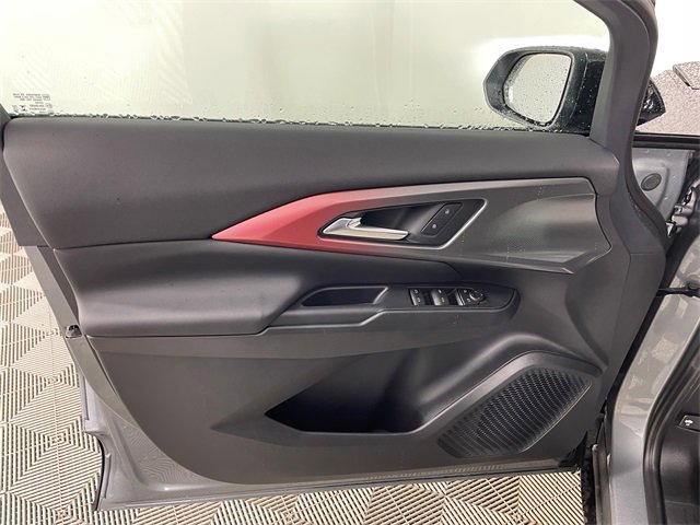 New 2026 Chevrolet Equinox EV RS image 13