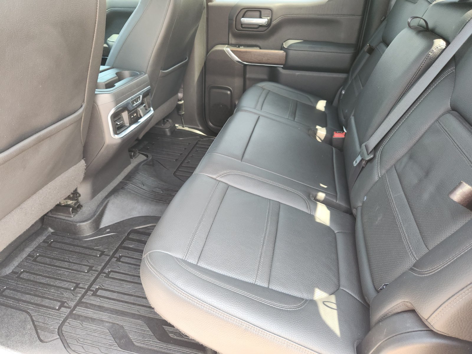 Used 2021 GMC Sierra 1500 Denali w/ Denali Ultimate Package AWD/4WD image 33