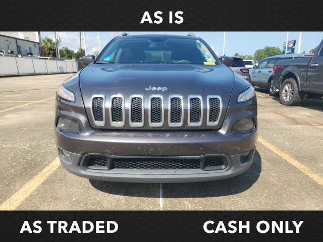 Used 2016 Jeep Cherokee Latitude FWD image 2