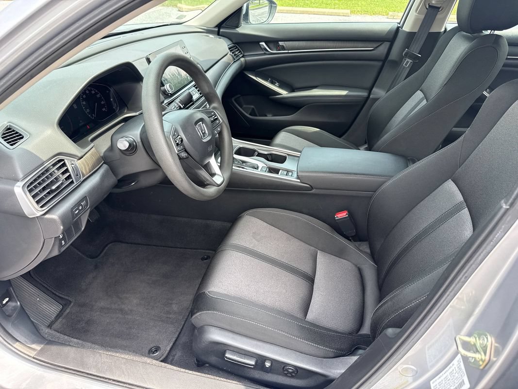 Used 2020 Honda Accord EX image 10