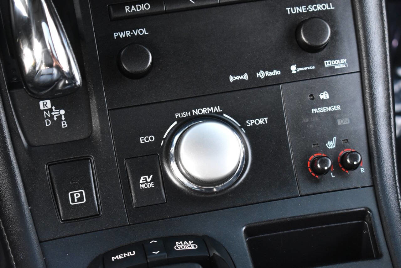 Used 2013 Lexus CT 200h image 30