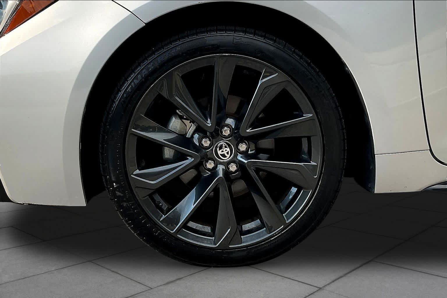 Used 2023 Toyota Corolla SE FWD image 11