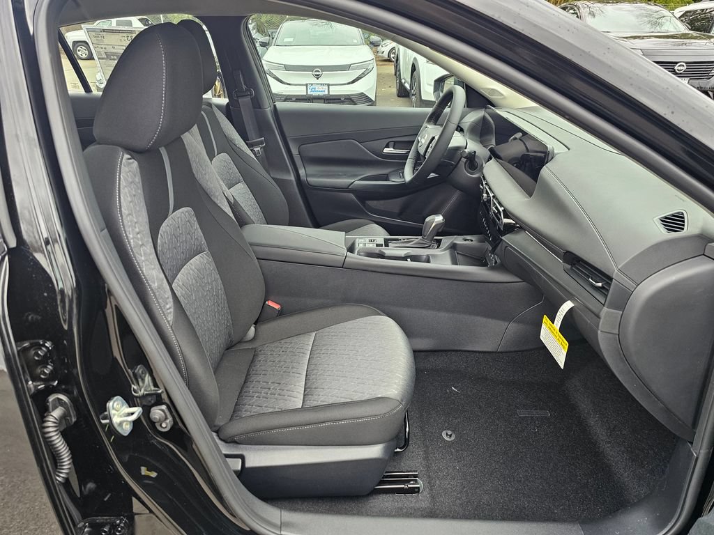 New 2026 Nissan Sentra SV w/ SV Convenience Package FWD image 25