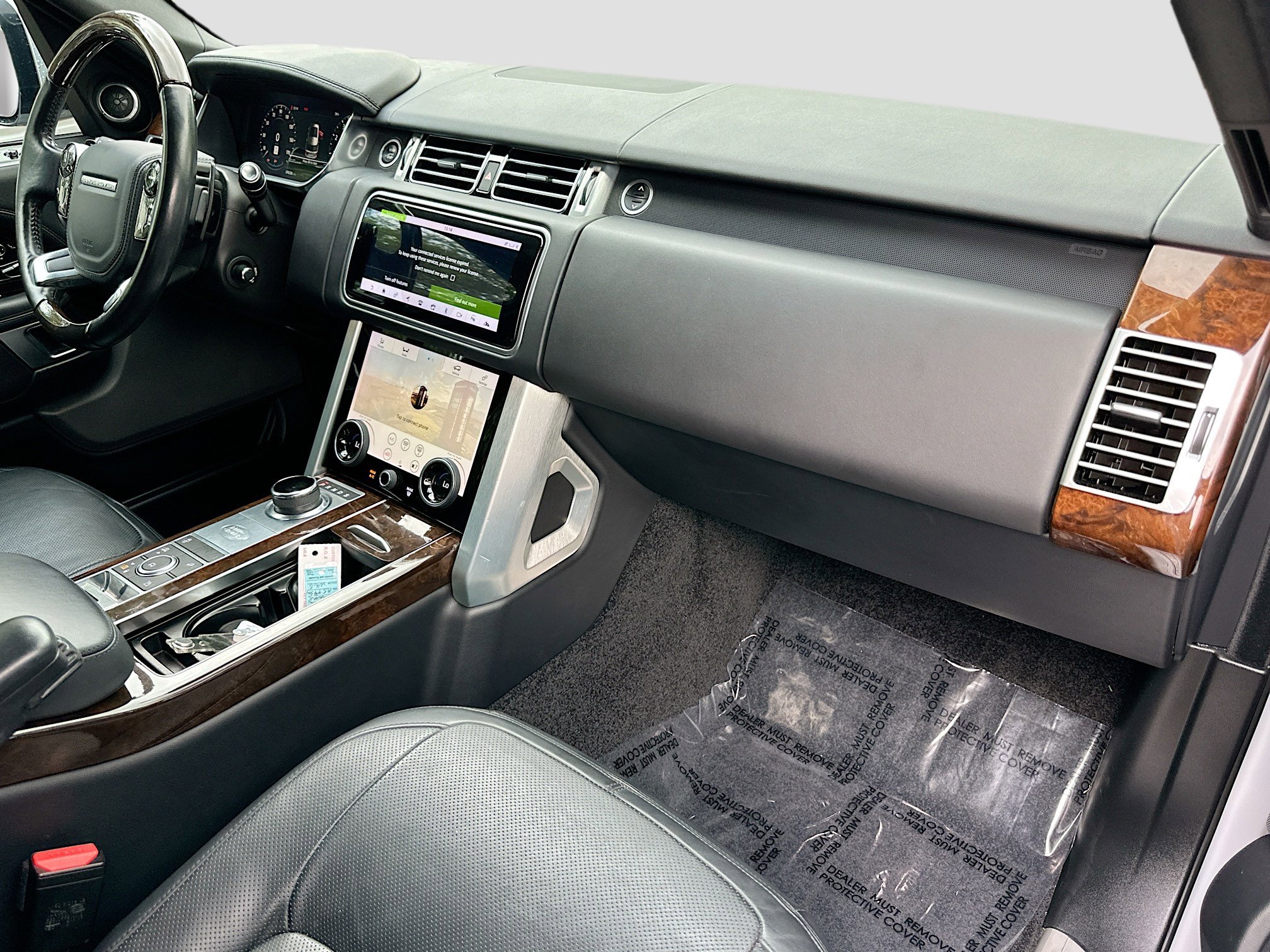 Used 2020 Land Rover Range Rover Long Wheelbase HSE image 30