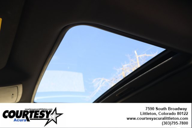 Used 2012 Dodge Challenger R/T Plus RWD image 21