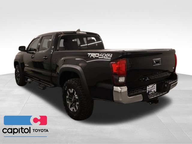 Used 2019 Toyota Tacoma TRD Off-Road w/ TRD Premium Off Road Package AWD/4WD image 4