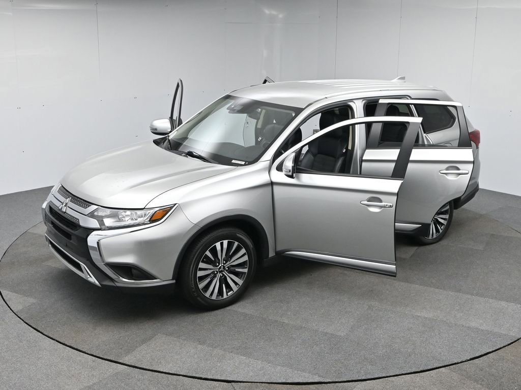 Used 2020 Mitsubishi Outlander SEL image 49