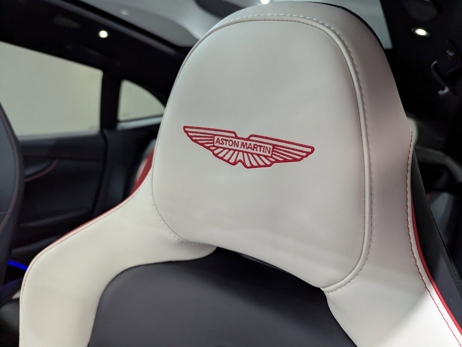 New 2026 Aston Martin DBX S image 5