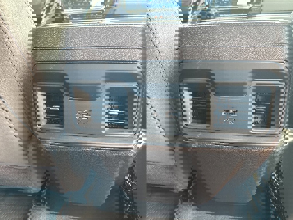 New 2025 Chevrolet Silverado 1500 LT Trail Boss w/ Convenience Package II image 24