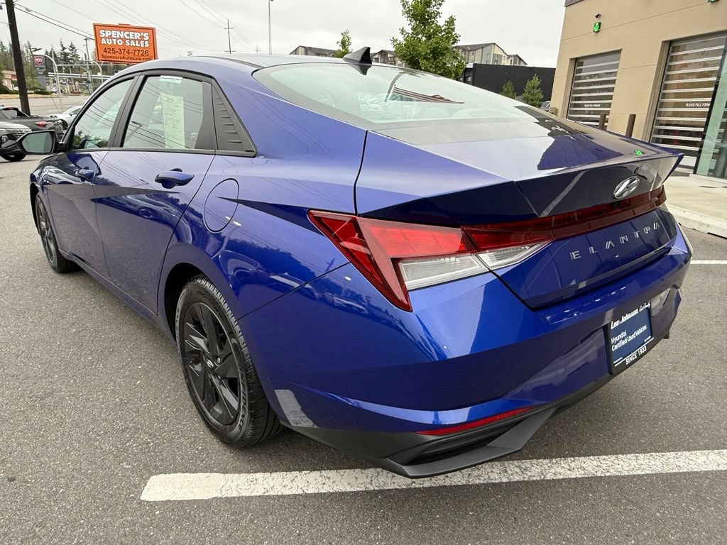 Certified 2023 Hyundai Elantra SEL FWD image 3