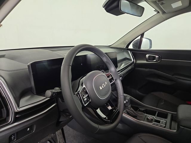 Certified 2025 Kia Sorento S image 16