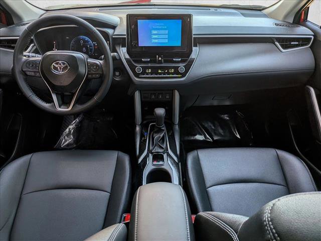 Certified 2025 Toyota Corolla Cross XLE w/ Convenience Package image 17