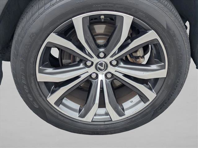 Used 2018 Lexus RX 350L FWD w/ Premium Package image 16