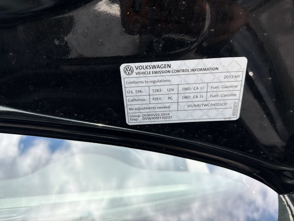 Used 2013 Volkswagen Beetle 2.5 FWD image 16
