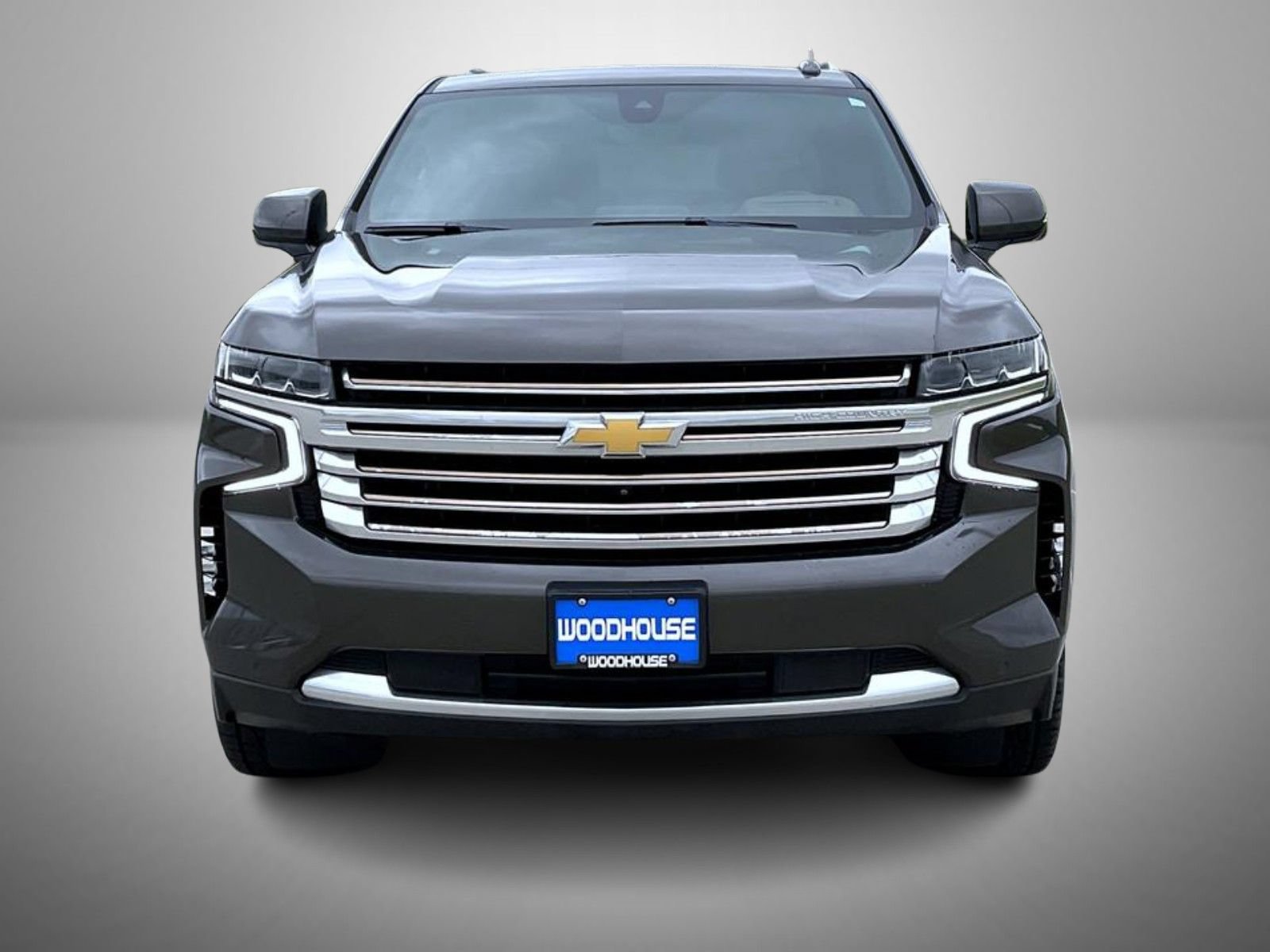 Used 2021 Chevrolet Tahoe High Country w/ Premium Package AWD/4WD image 2