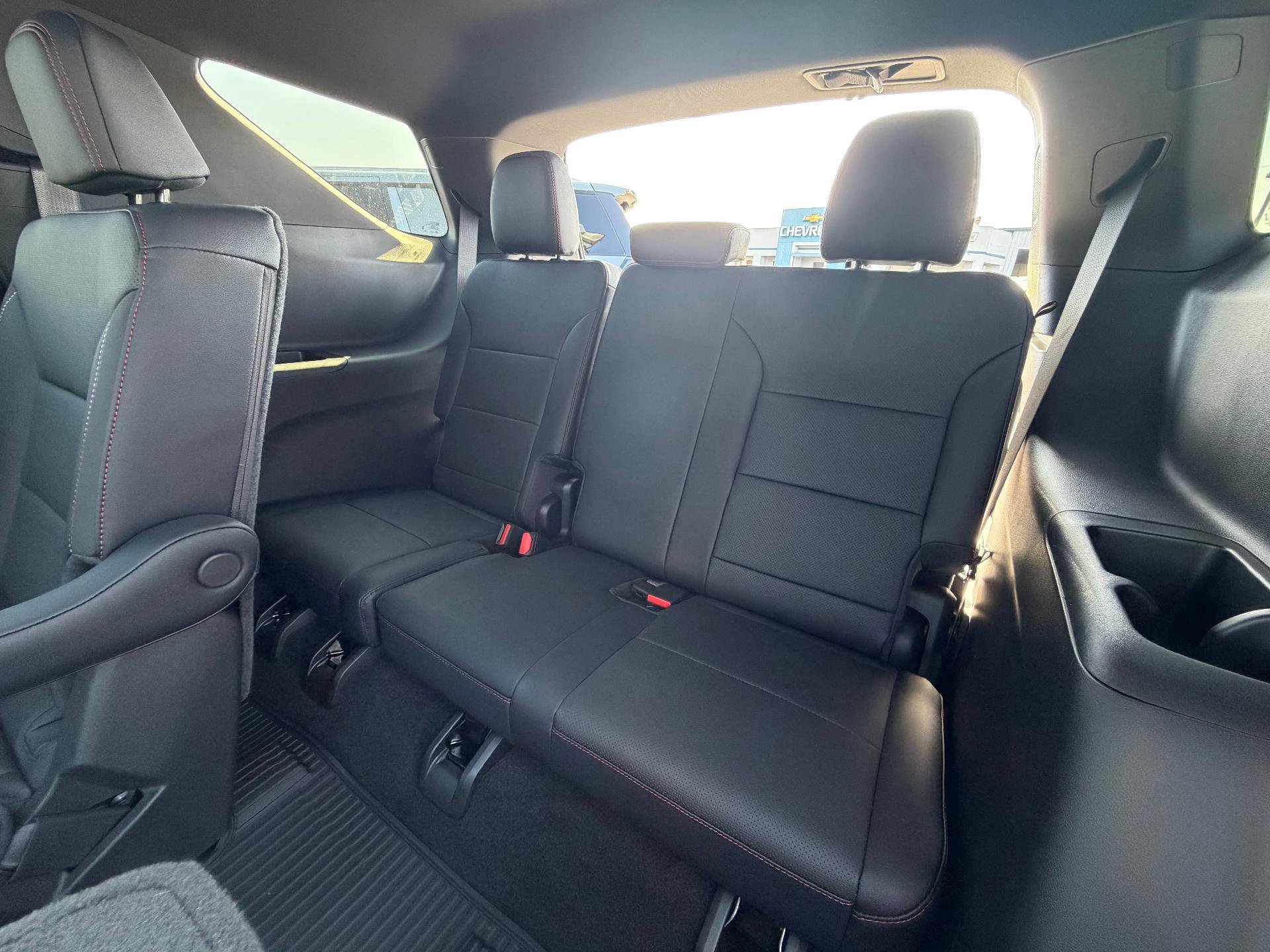 New 2026 Chevrolet Traverse Z71 w/ Driver Confidence Package image 15