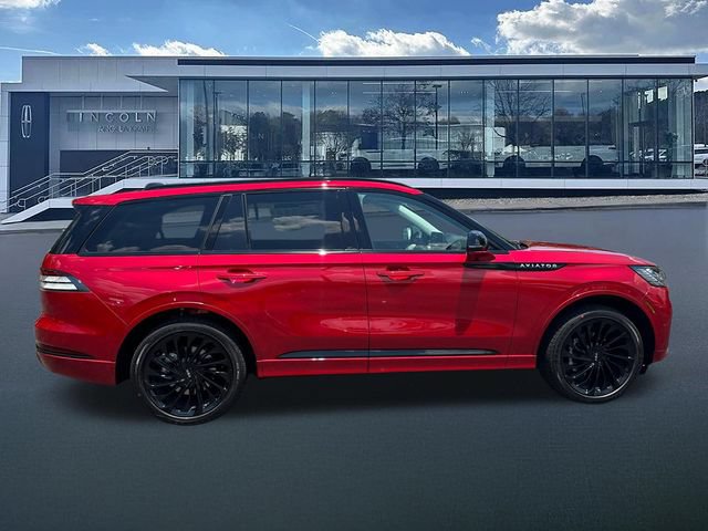 New 2026 Lincoln Aviator Reserve w/ Jet Appearance Package AWD/4WD image 9