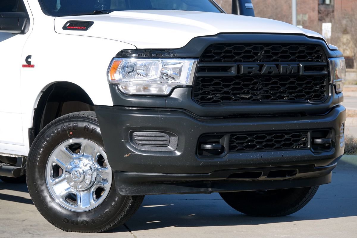 Used 2024 RAM 2500 Tradesman AWD/4WD image 2