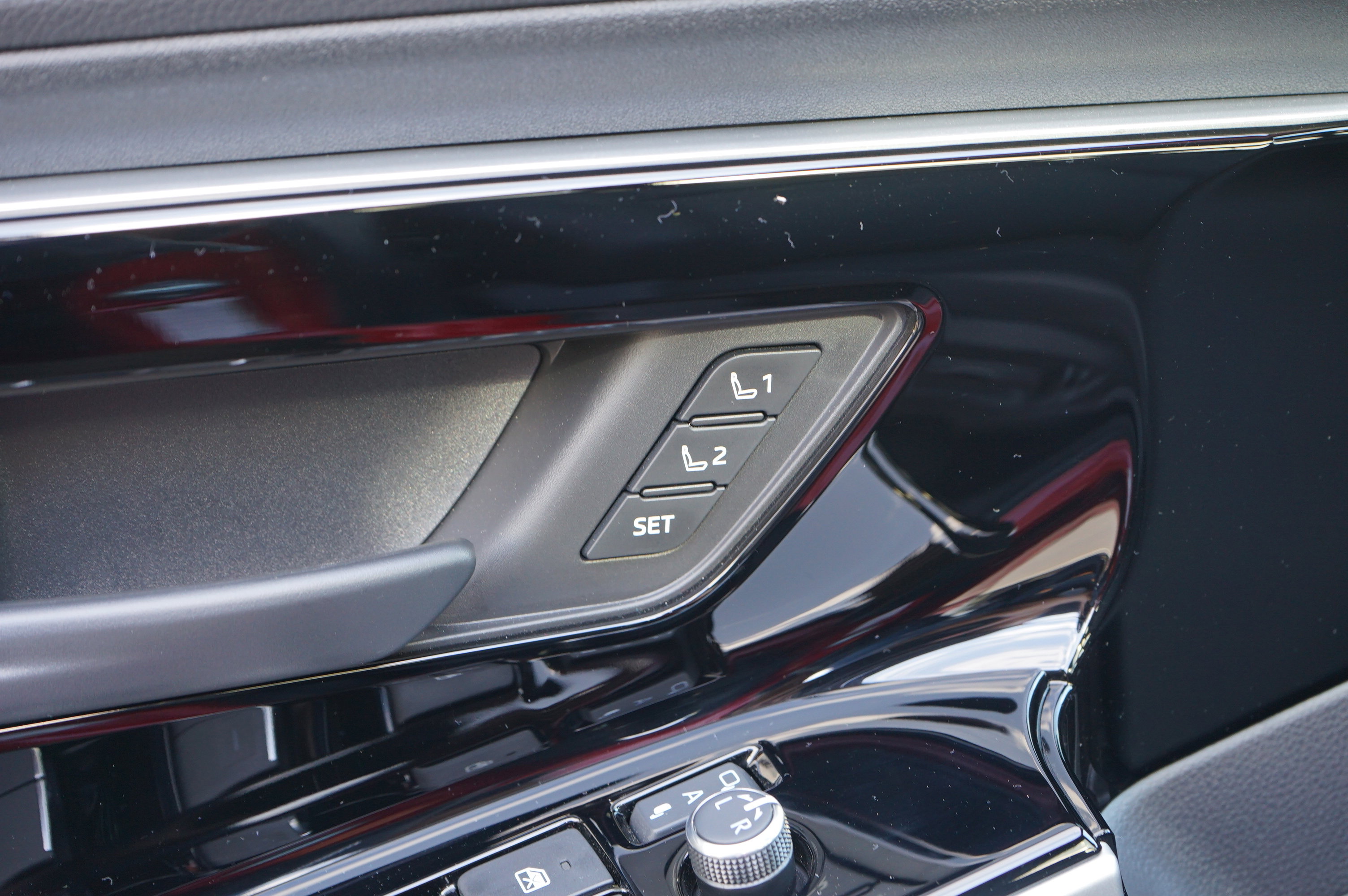 Used 2024 Subaru Solterra Touring image 17