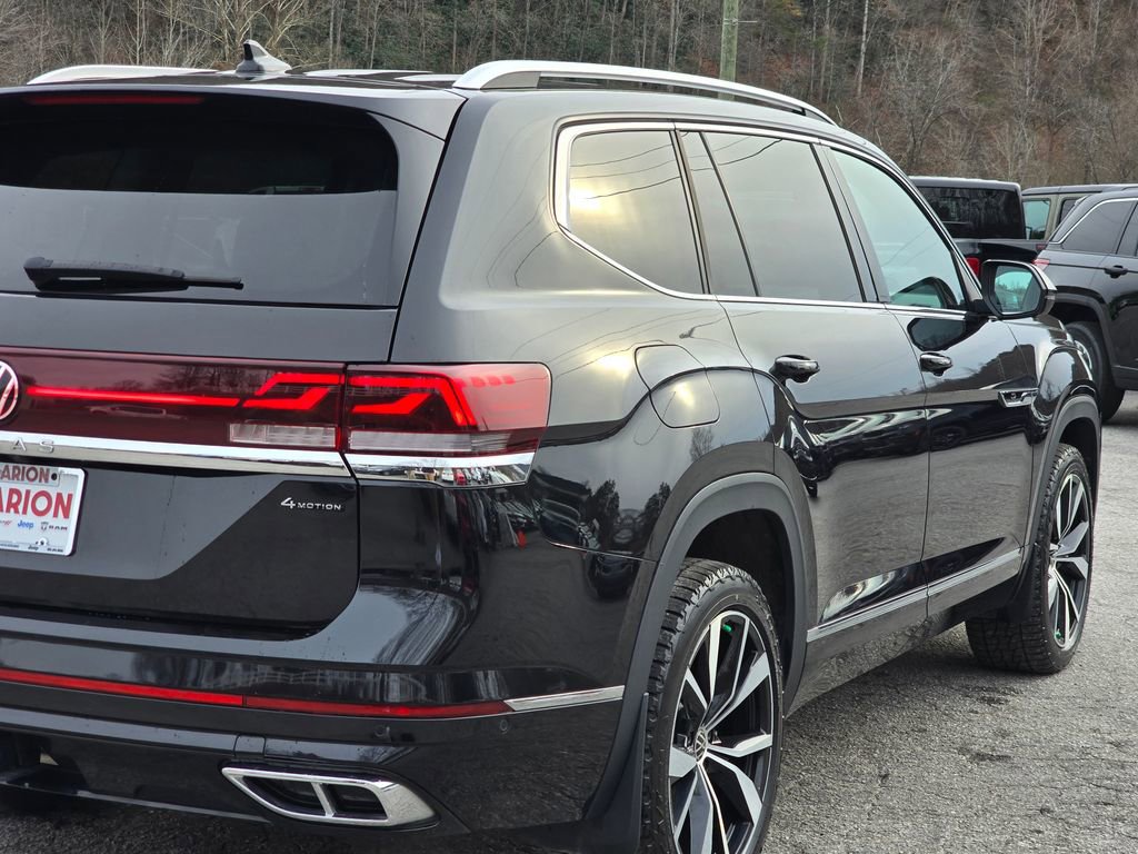Used 2024 Volkswagen Atlas SEL Premium R-Line image 50