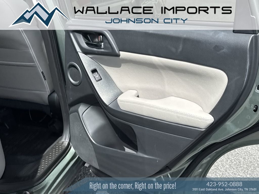 Used 2017 Subaru Forester 2.5i Limited w/ Protection Package #2 AWD/4WD image 40