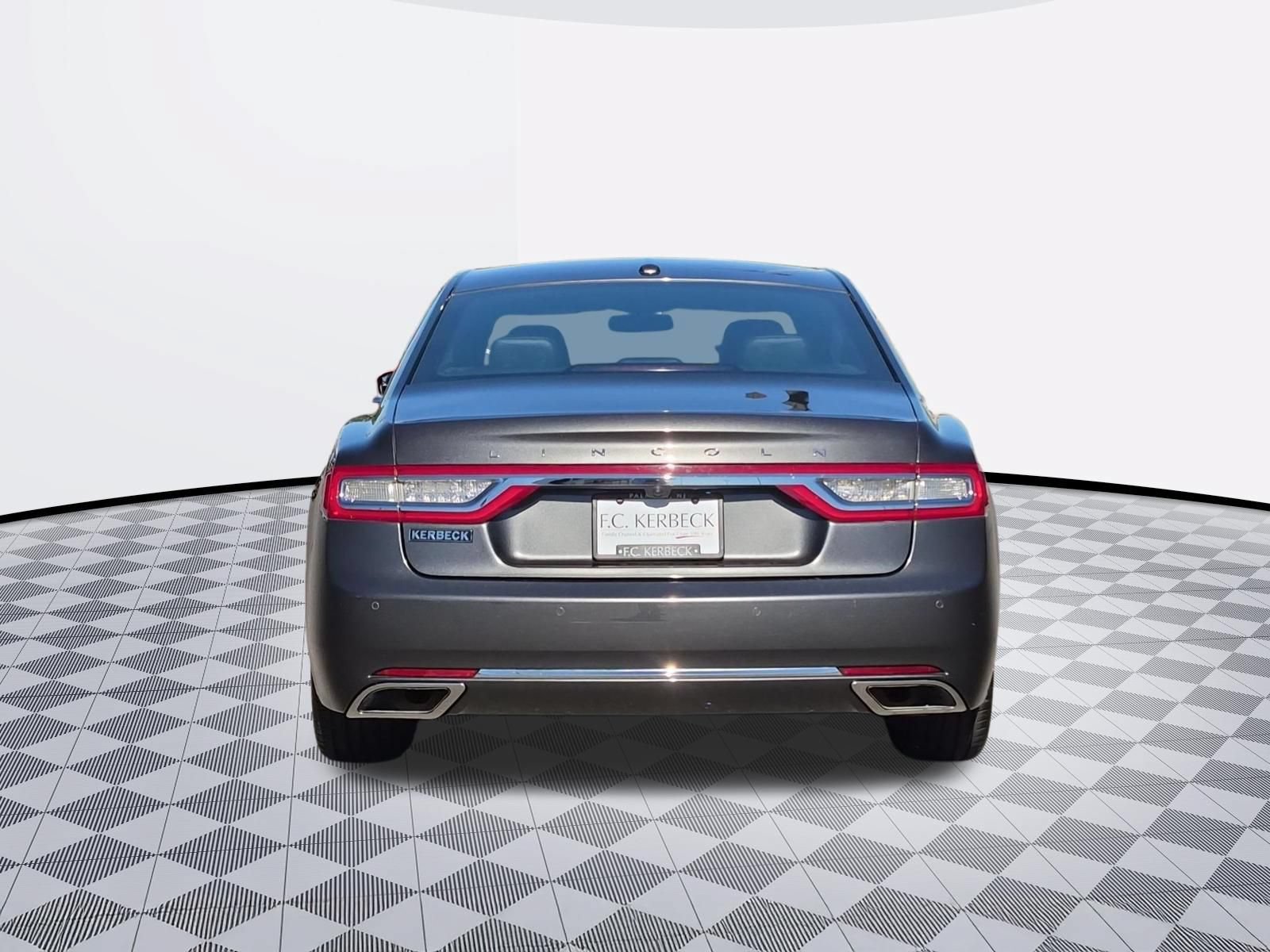 Used 2017 Lincoln Continental Select AWD/4WD image 6