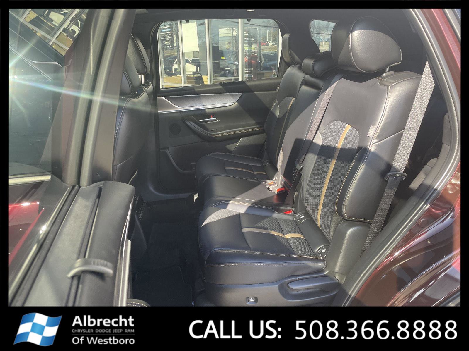 Used 2025 MAZDA CX-90 3.3 Turbo S w/ Premium Package image 13