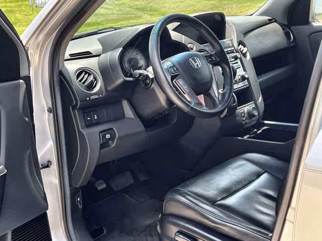 Used 2012 Honda Pilot Touring image 3