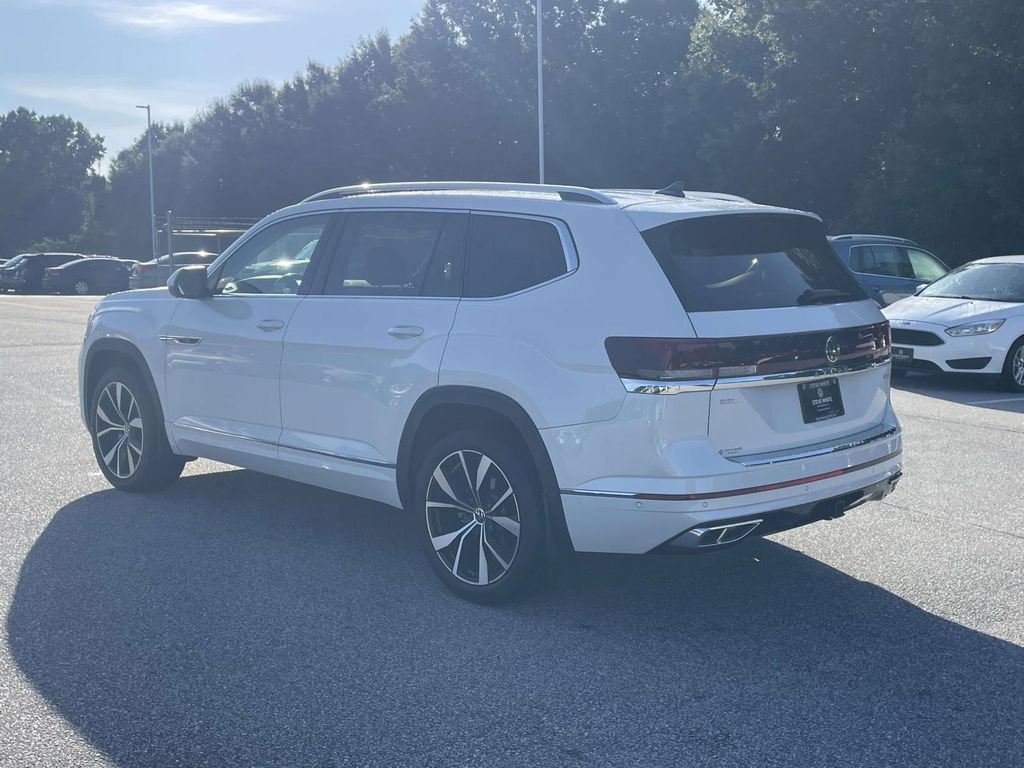 Certified 2024 Volkswagen Atlas SEL Premium R-Line AWD/4WD image 6