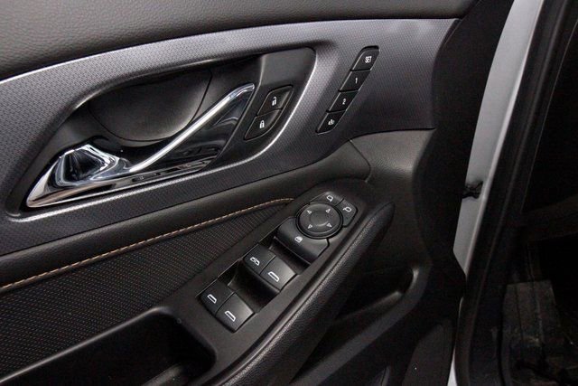 Used 2020 Chevrolet Traverse Premier w/ Redline Edition image 12