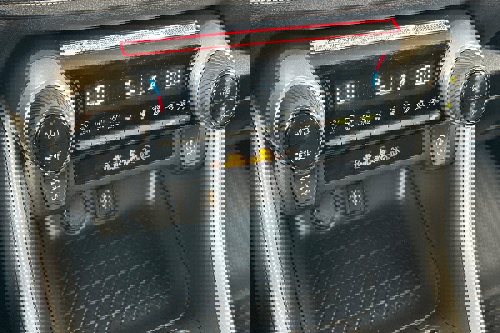 New 2025 Toyota RAV4 XLE image 22