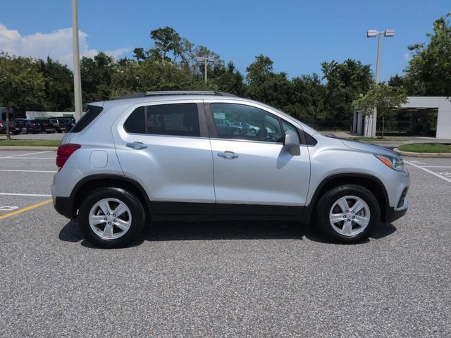 Used 2019 Chevrolet Trax LT w/ LT Convenience Package AWD/4WD image 3