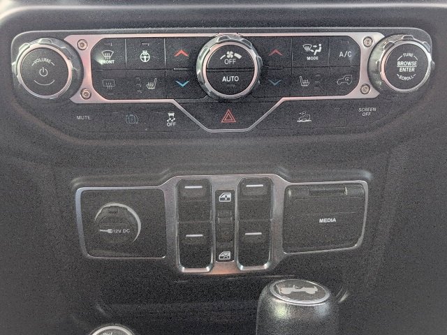 Used 2021 Jeep Wrangler Unlimited Sahara w/ Cold Weather Group image 16