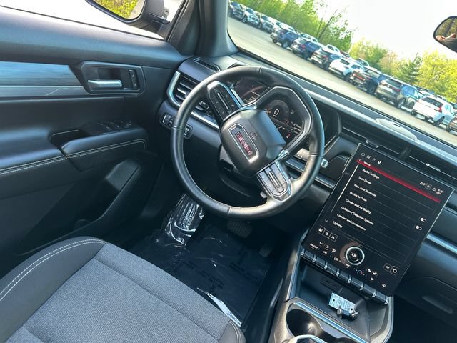 Used 2025 GMC Terrain Elevation AWD/4WD image 21