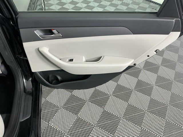 Used 2019 Hyundai Sonata SE image 12