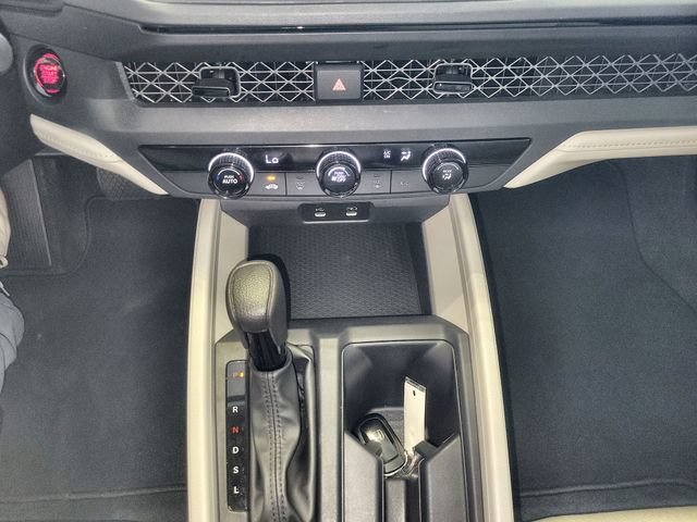 Used 2023 Honda Accord LX image 19