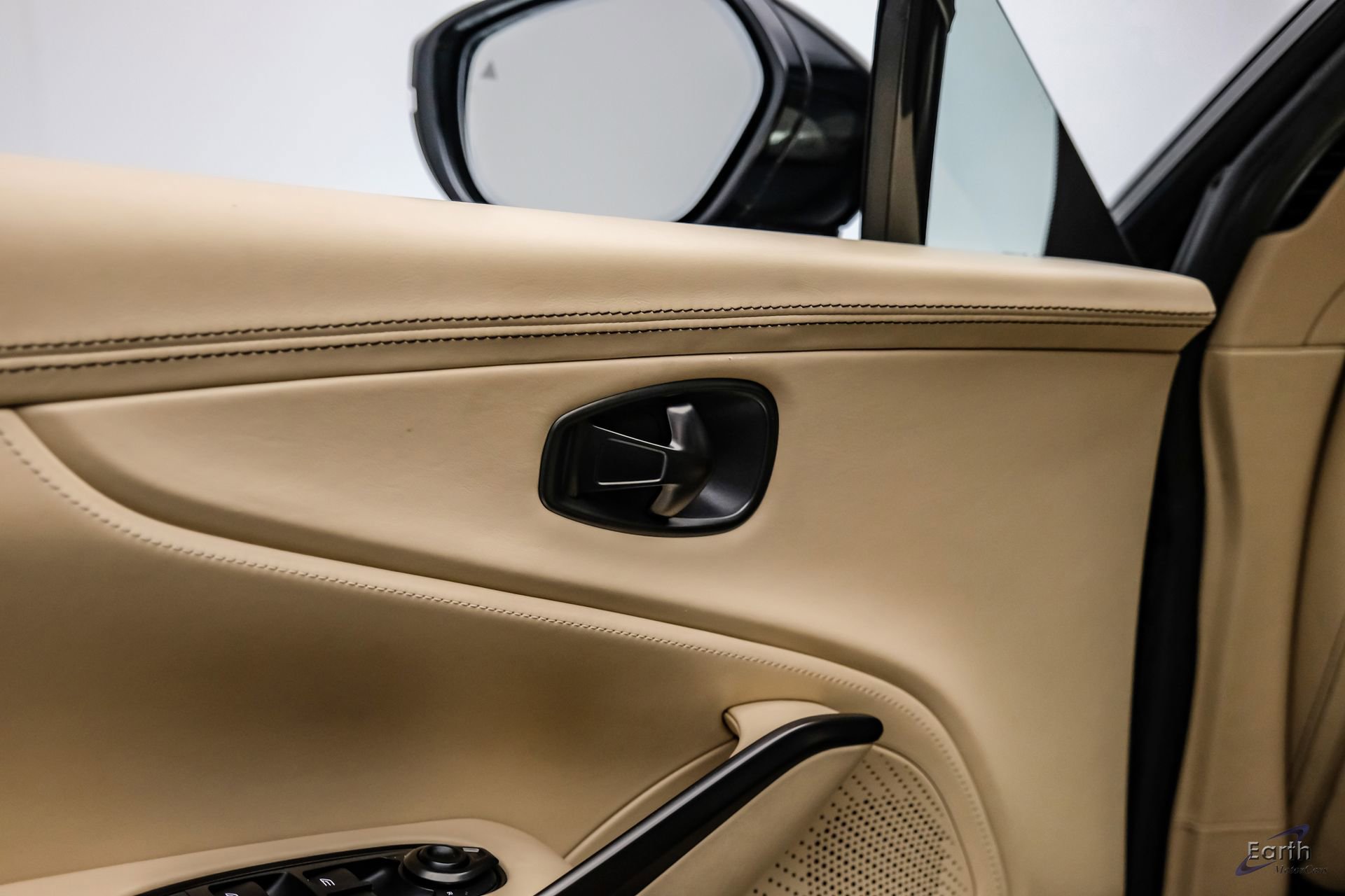 Used 2023 Aston Martin DBX 707 image 87