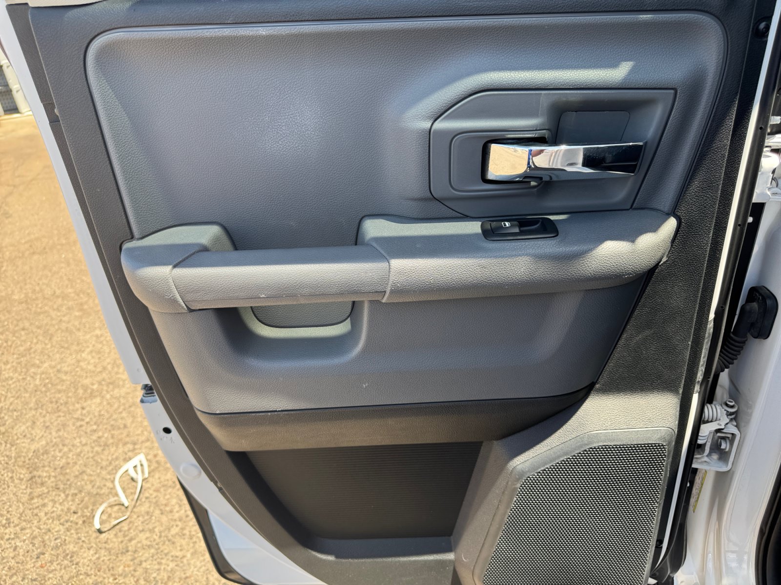 Used 2017 RAM 1500 Classic SLT RWD image 28
