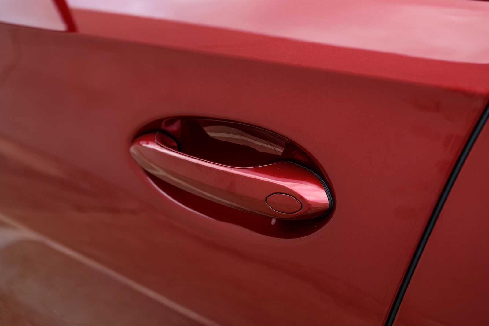 Used 2021 BMW X6 M50i w/ Executive Package image 40