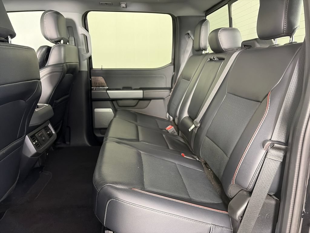 Used 2023 Ford F250 Lariat w/ Lariat Ultimate Package AWD/4WD image 13