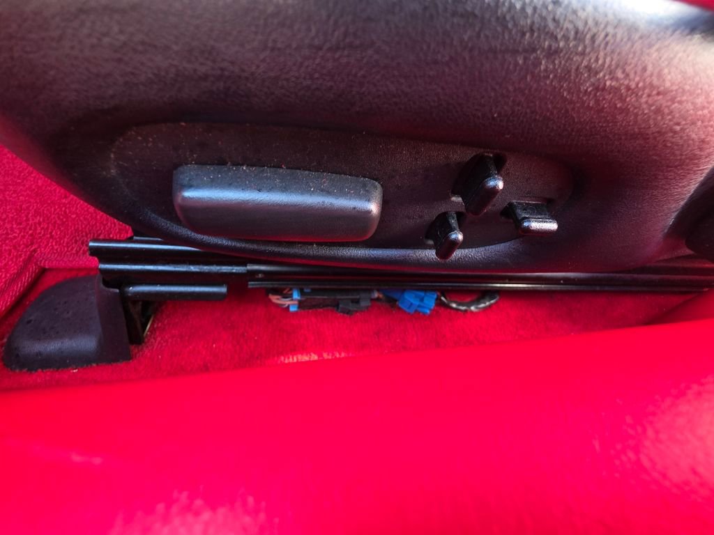 Used 2004 Chevrolet Corvette Coupe w/ Preferred Equipment Group image 20